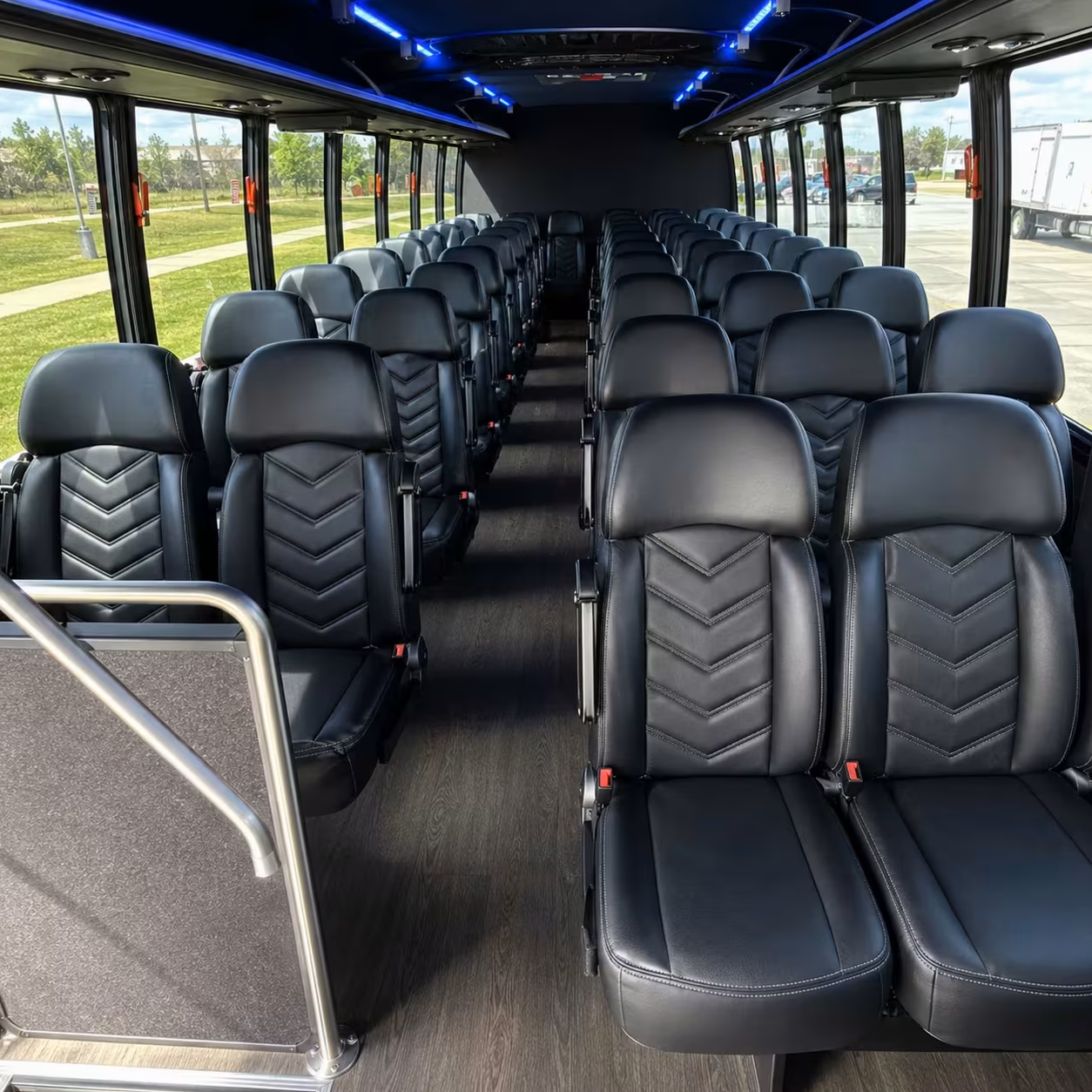 chico minibus rentals for csu chico campus visits and events