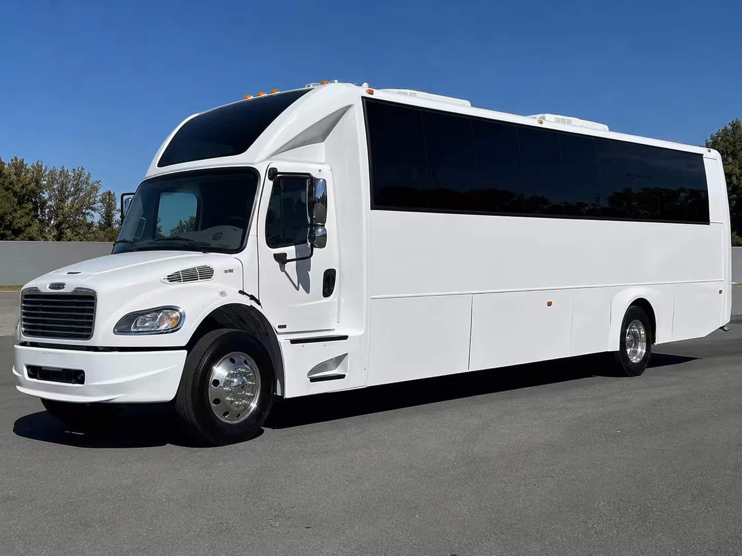chico party buses for prom night at card and beyond